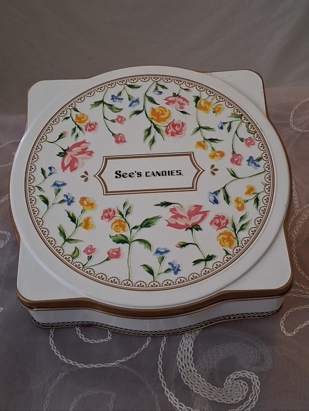 See's Candies "Garden Delights" 2018 Floral Keepsake Tin Box
